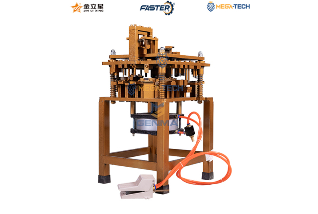 Máy đột dập Xingfa nhôm cỏ nhôm thủy lực - Ảnh 4
